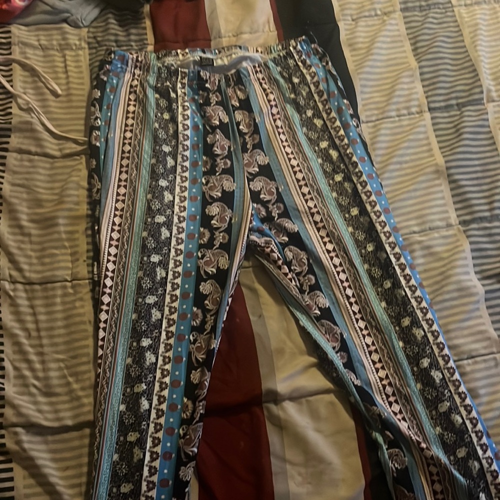 Black and blue flare pants